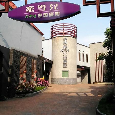 Michelle Motel Taichung Dış mekan fotoğraf