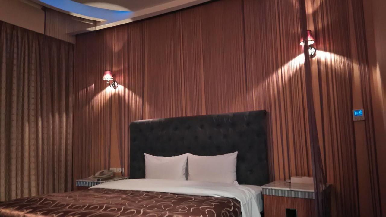 Michelle Motel Taichung Dış mekan fotoğraf