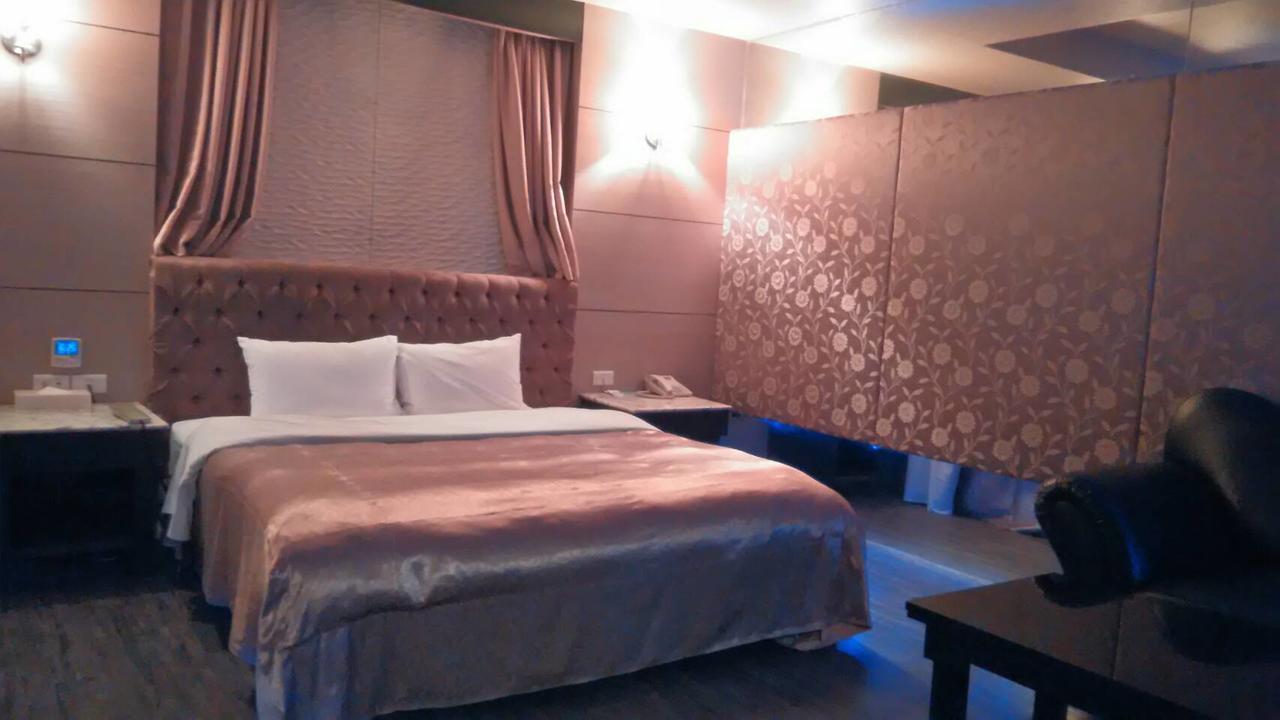 Michelle Motel Taichung Dış mekan fotoğraf