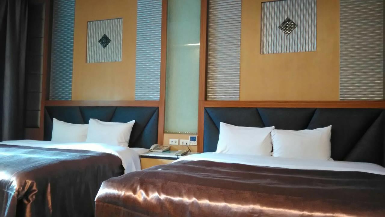 Michelle Motel Taichung Dış mekan fotoğraf